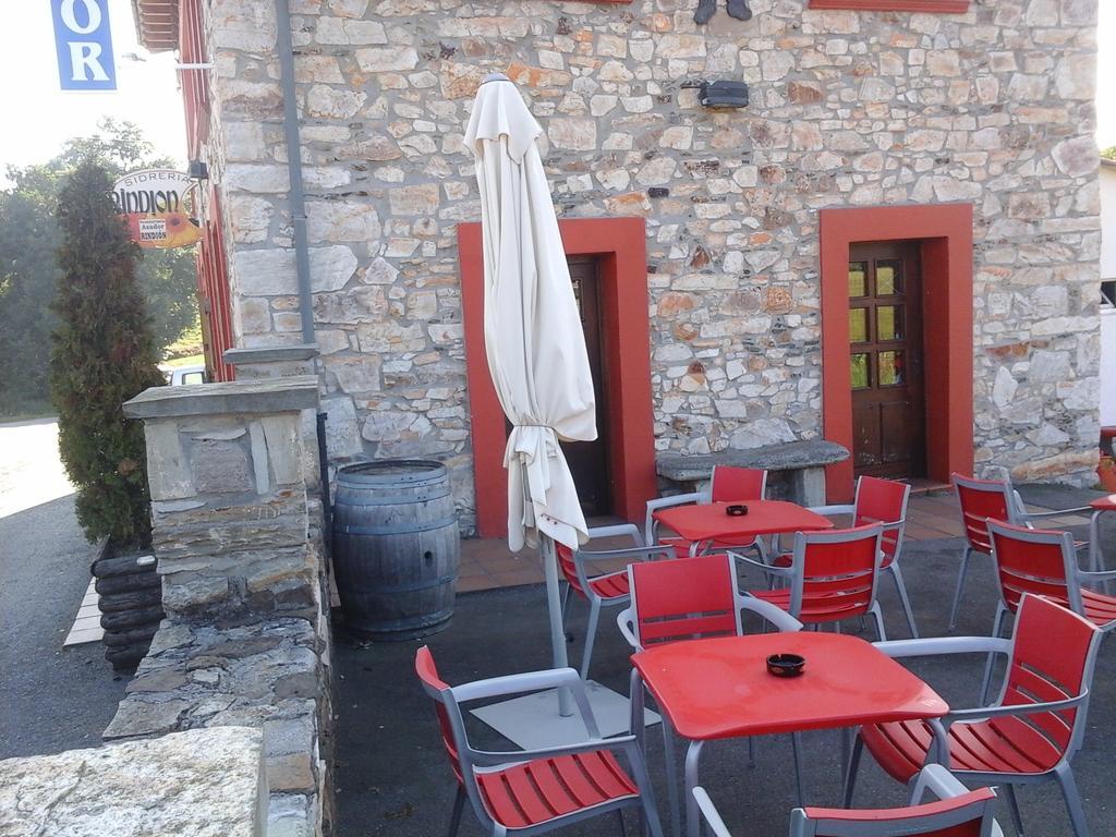 تينيو Hotel Asador Rindion المظهر الخارجي الصورة